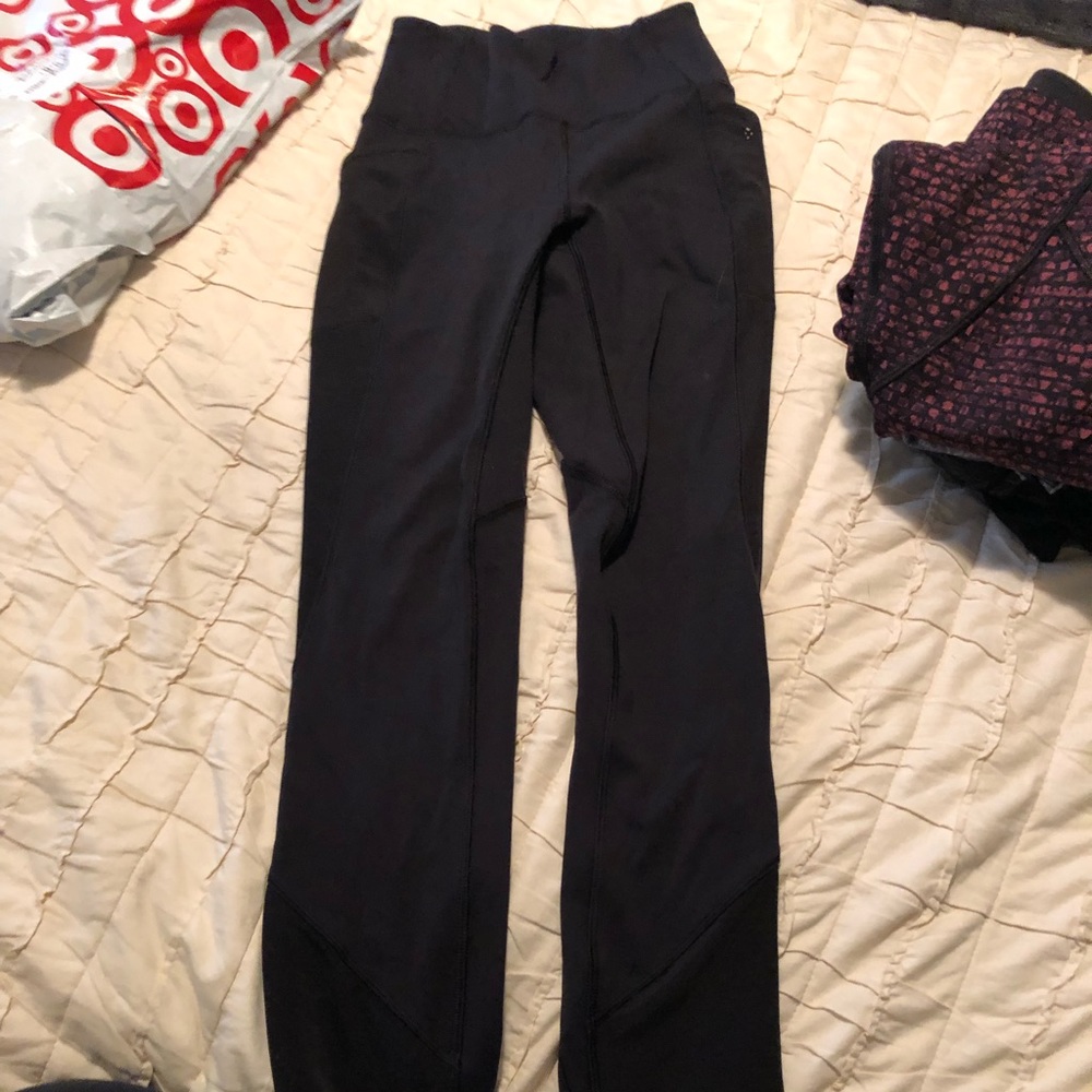 Black lululemon leggings